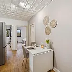 Apartment Nalia Homes - With Train Station Within Walking Distance