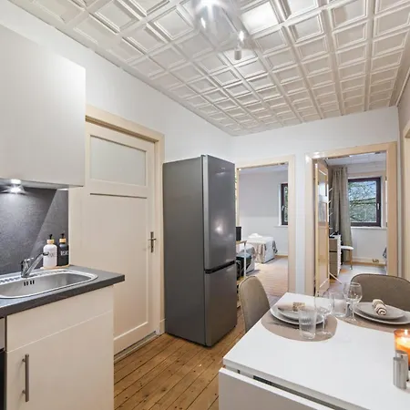 Apartman Nalia Homes - With Train Station Within Walking Distance *